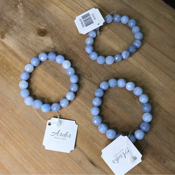 Set of 3 Stretchy Stacking Glass Beaded Bracelets NWT - Picture 2 of 3